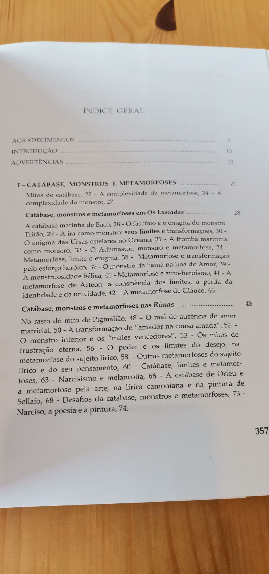 A viagem na poesia de Camões - Helena Langrouva