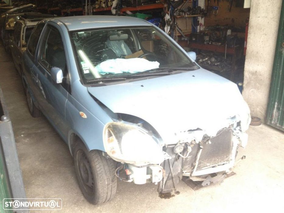 Toyota Yaris VVti de 2003 para peças