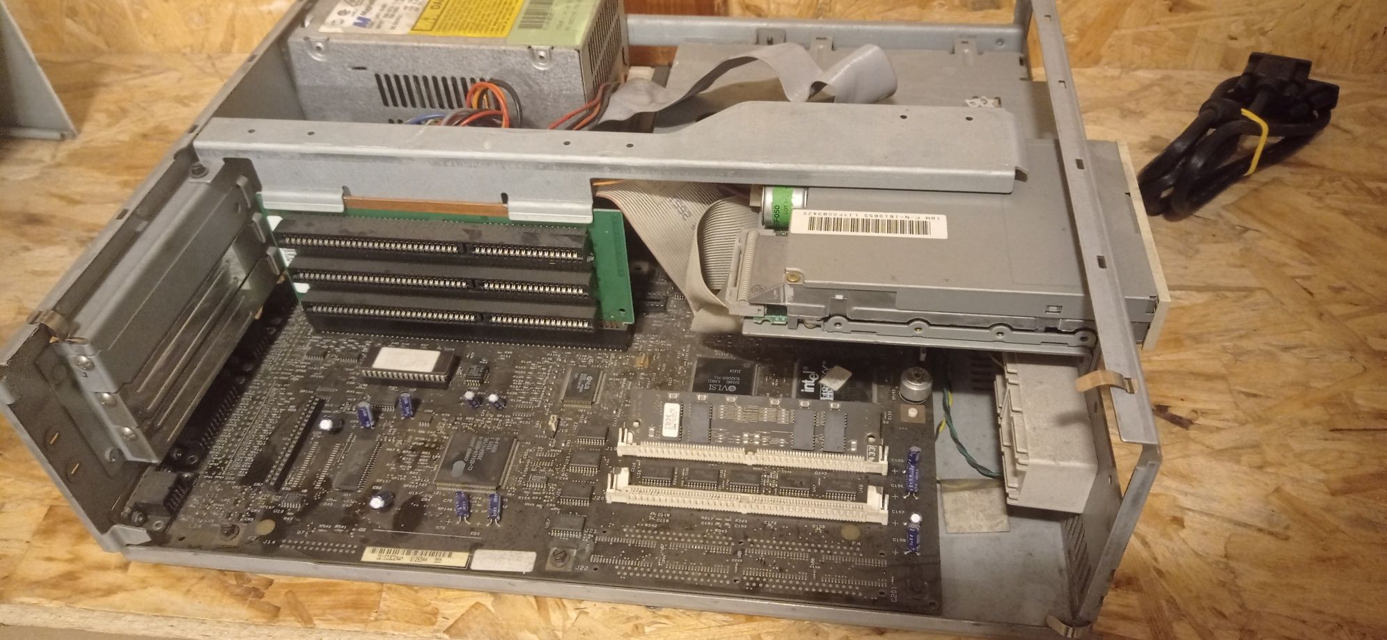 Retro PC IBM 486 Intel