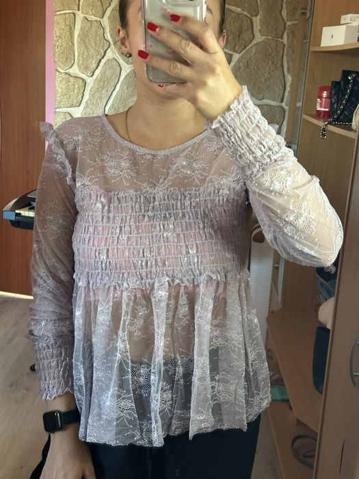 Koronkowa liliowa bluzka na długi rękaw Stradivarius 38 M