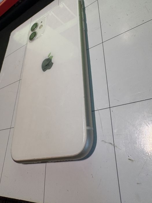 Korpus iPhone 11 z kamerami sim indukcja złącze