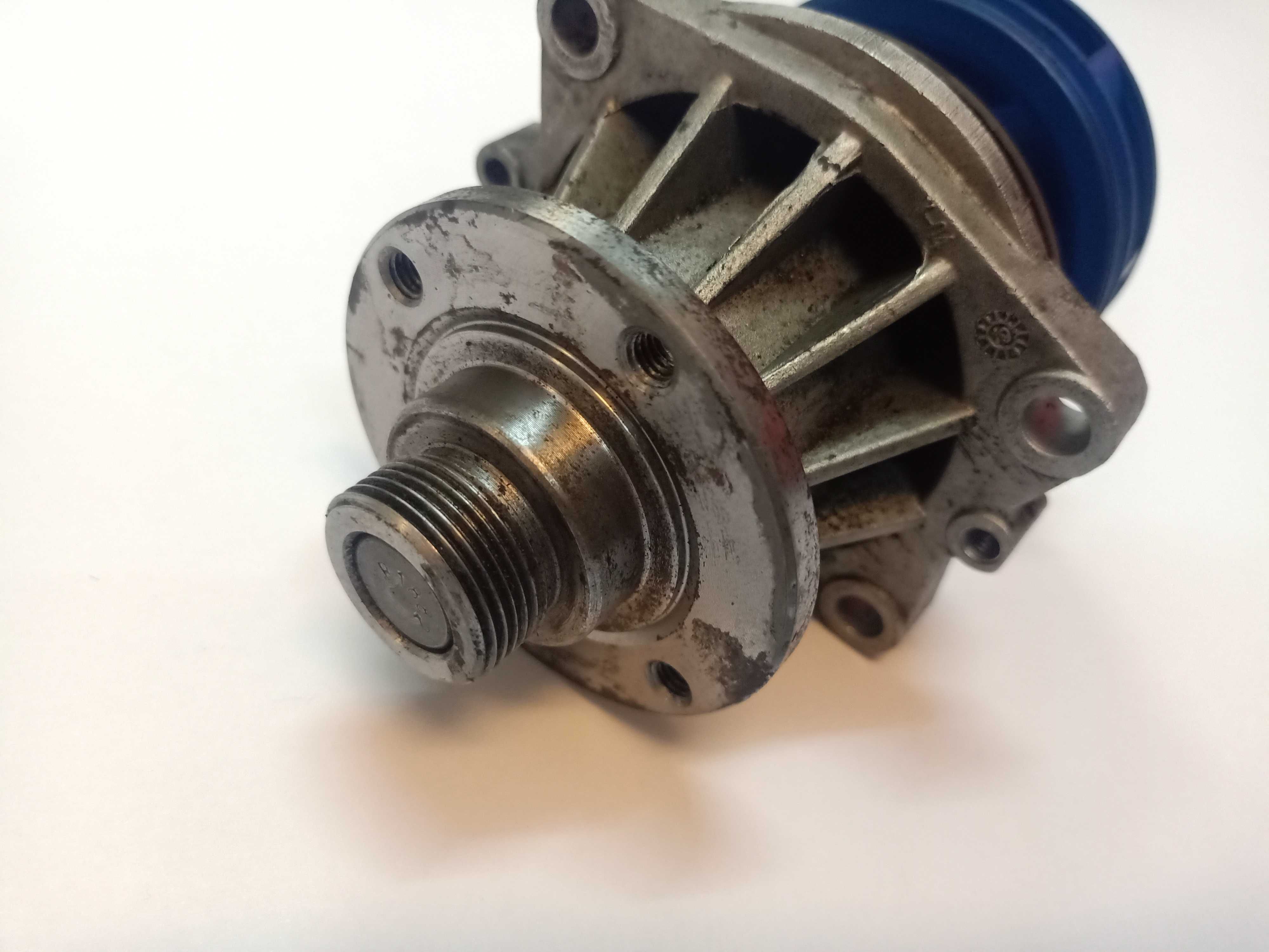 BMW E36 E46 E39 E60 E38 E83 Pompa wody SKF chłodzenie silnika BENZYNA