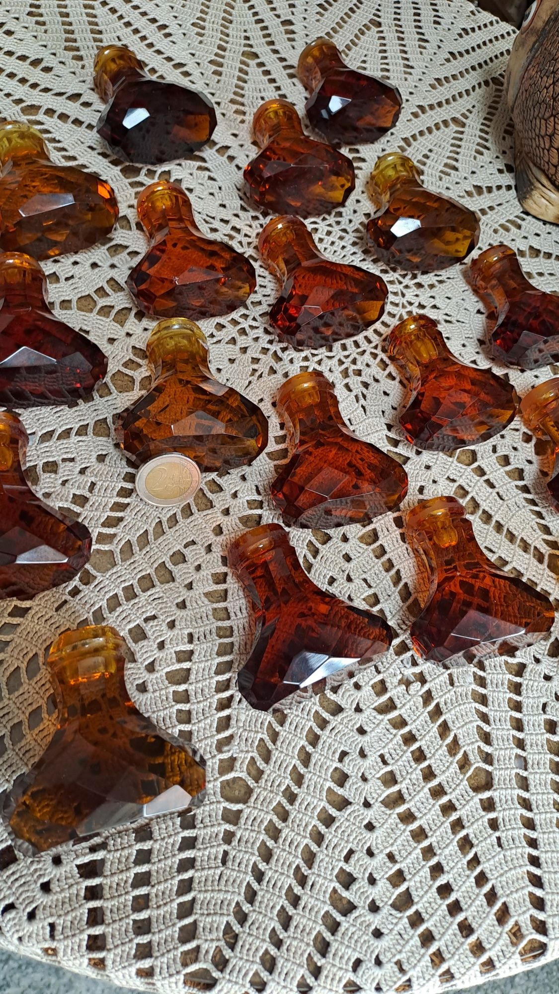 Puxadores de porta ambar