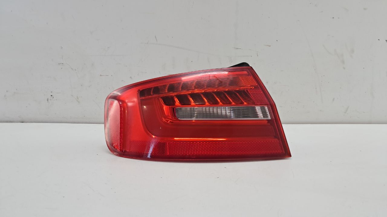 Фонарь задний левый стоп Audi A4 B8 2012-2015 8K5945095AC