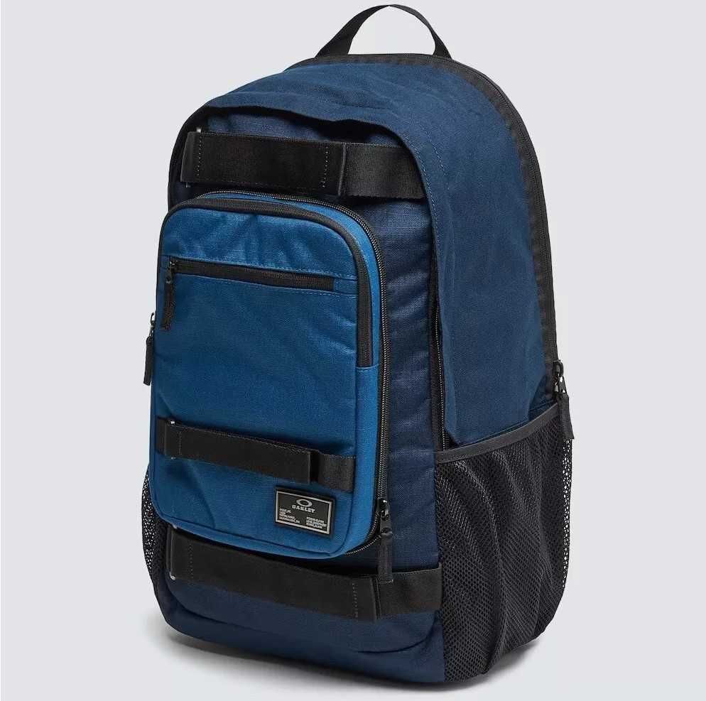 Oakley Smart Backpack – wodoodporny plecak Cordura®