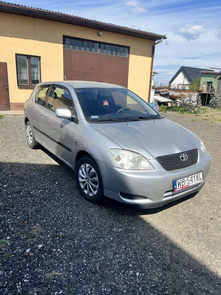 Toyota Corolla E12