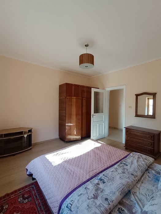 Подобова оренда будинку