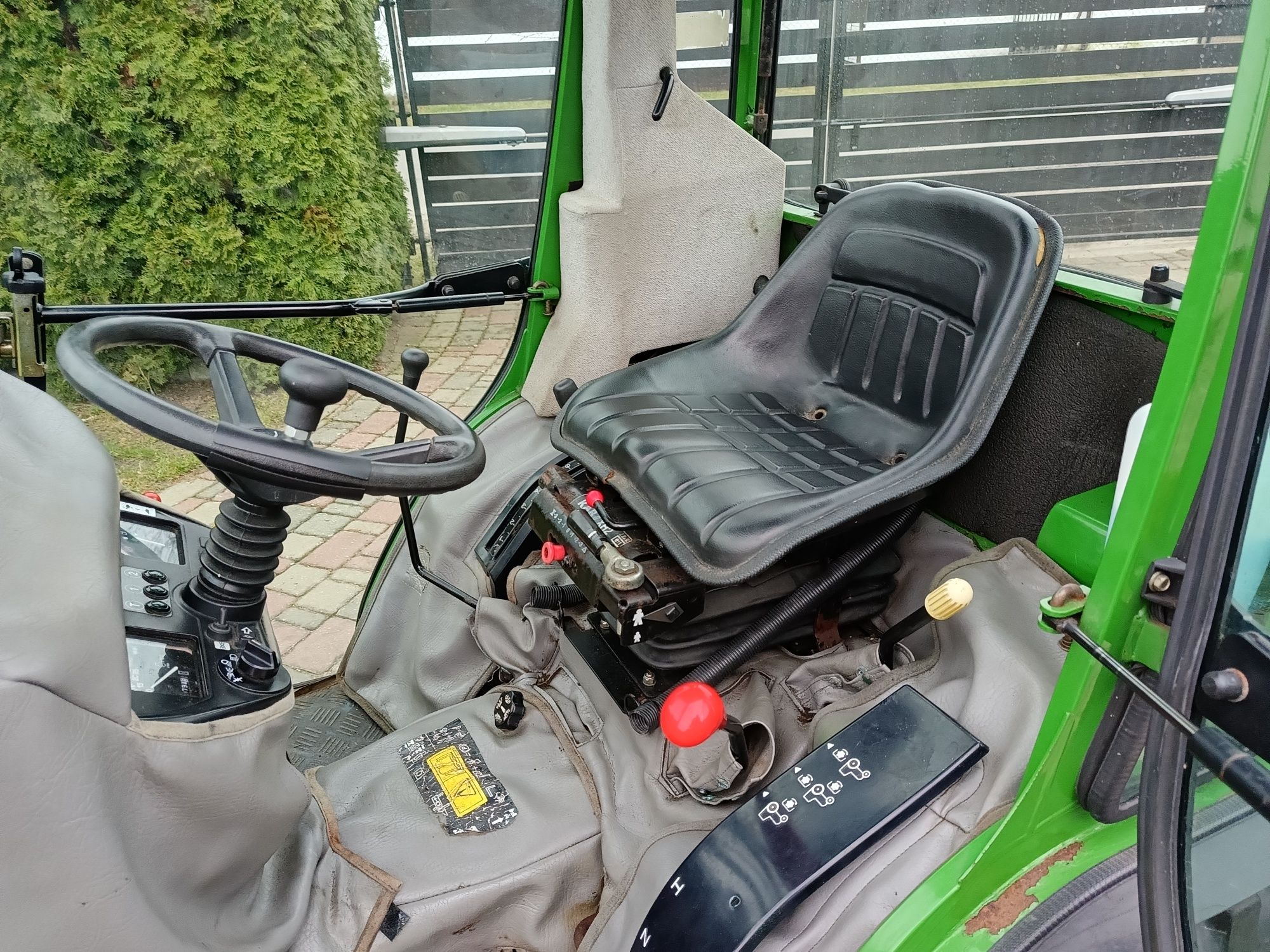 Ciągnik traktor traktorek komunalny John Deere 4100  745 godzin !!!