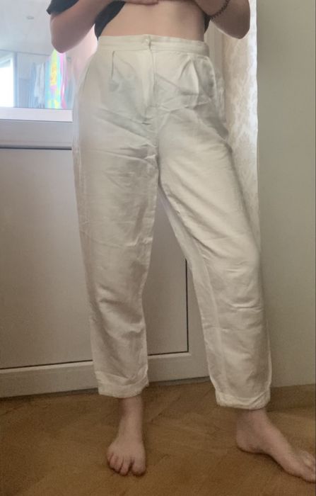 Білі лляні штани