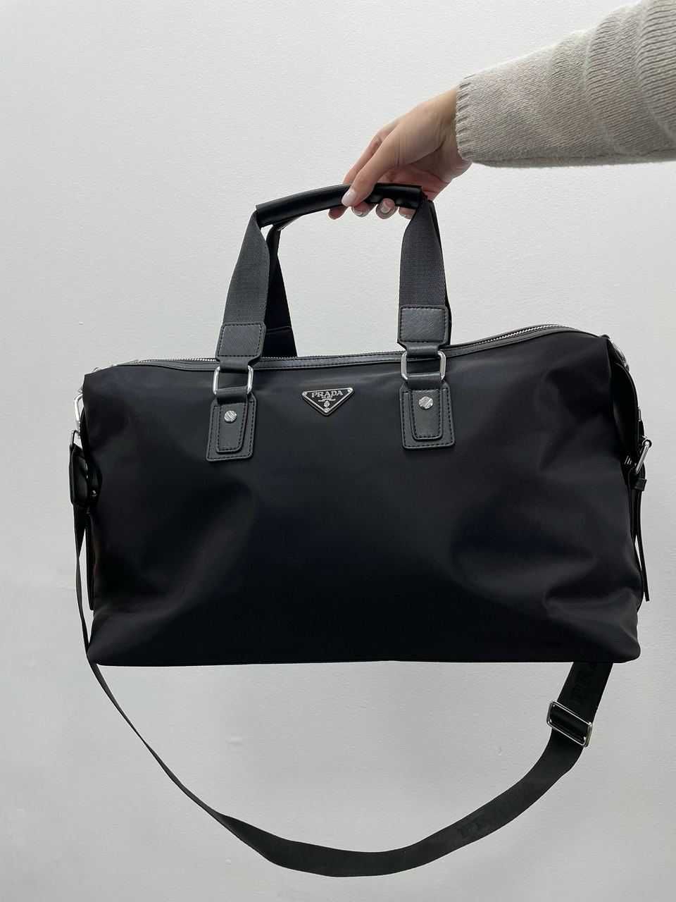 Сумка Prada Re-Nylon and Saffiano Leather Duffle Bag