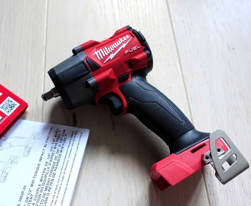 Milwaukee M18™ FUEL™ Klucz udarowy 3/8˝815Nm FMTIW2F38/2960-20 (USA)