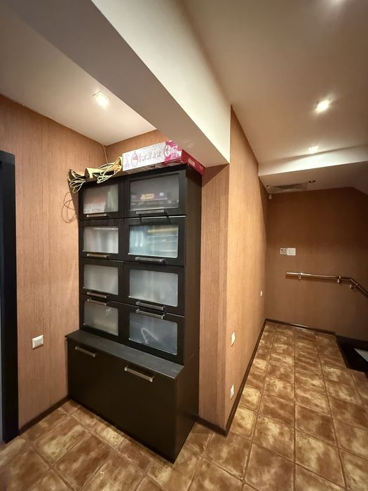 Продается двухуровневая квартира. Центр. Славянск.