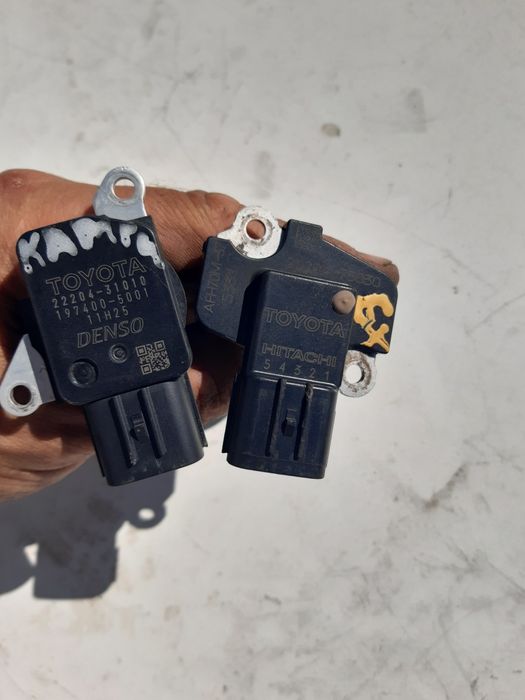 Расходомер воздуха Toyota  Lexus витратомір повітря