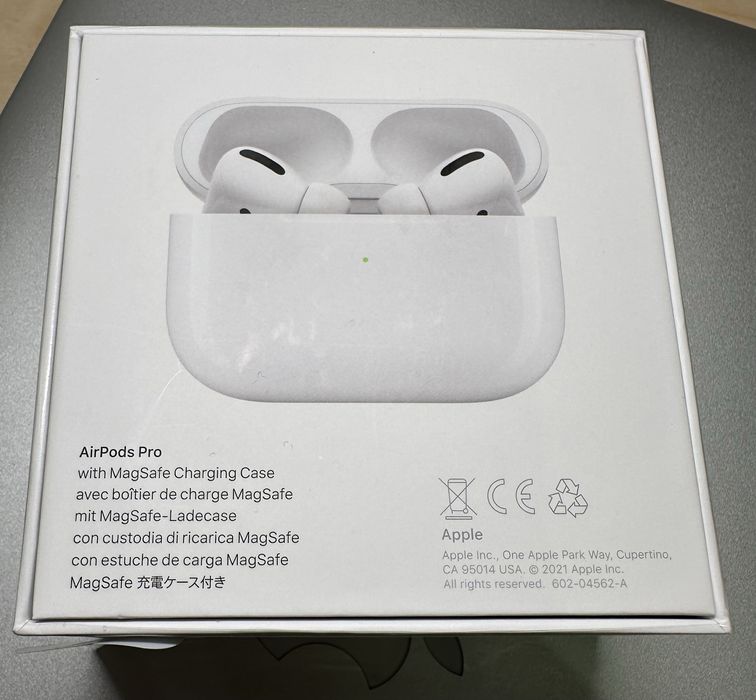 Оригинальные наушники Apple AirPods Pro