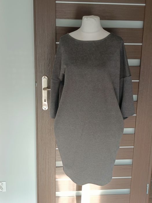 Szara sukienka Reserved rozmiar 40 oversize