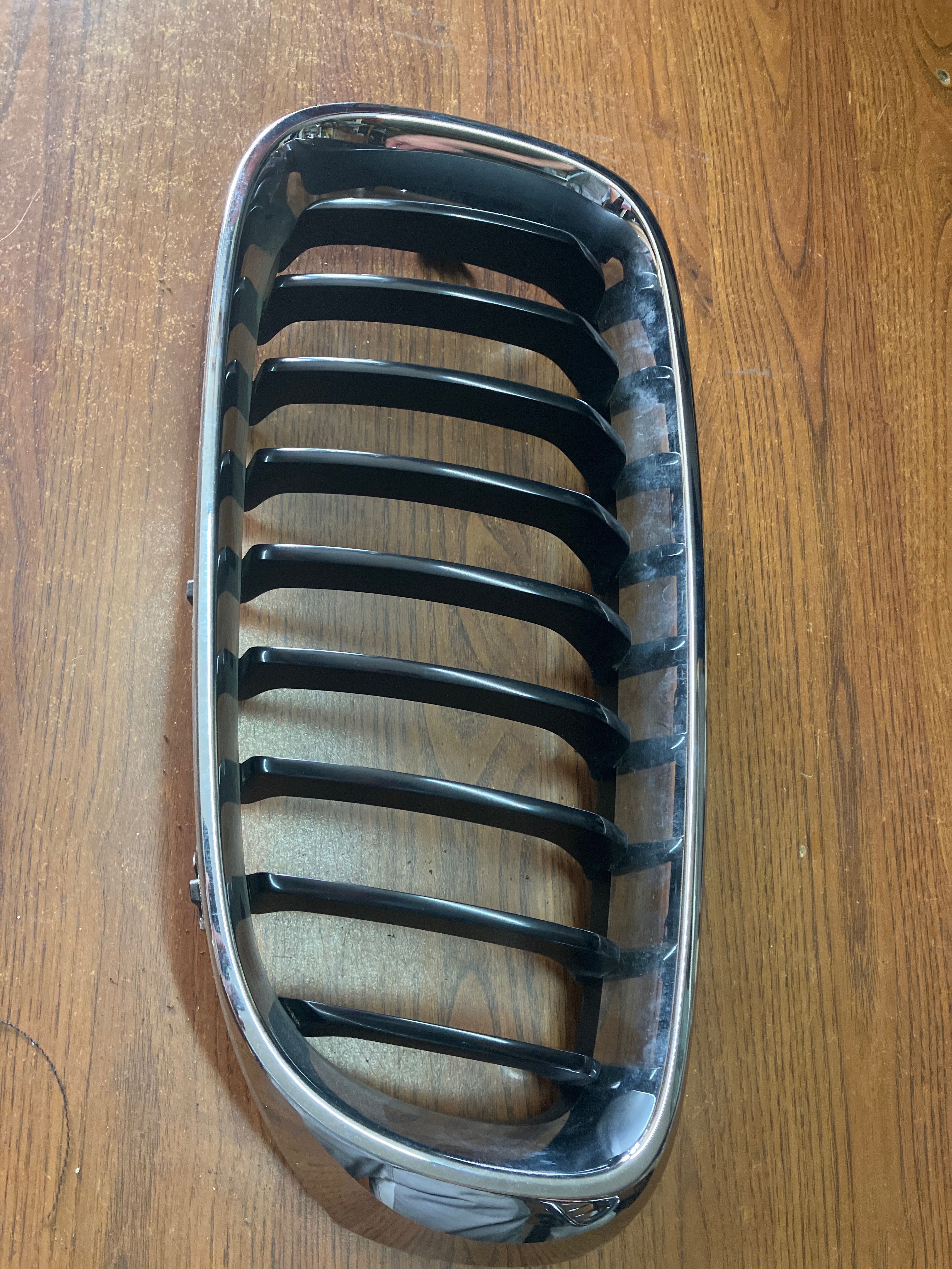 BMW F34 - nerki grill