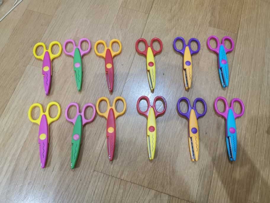 Set of 6 scissors with different cutting edges64552377238275121