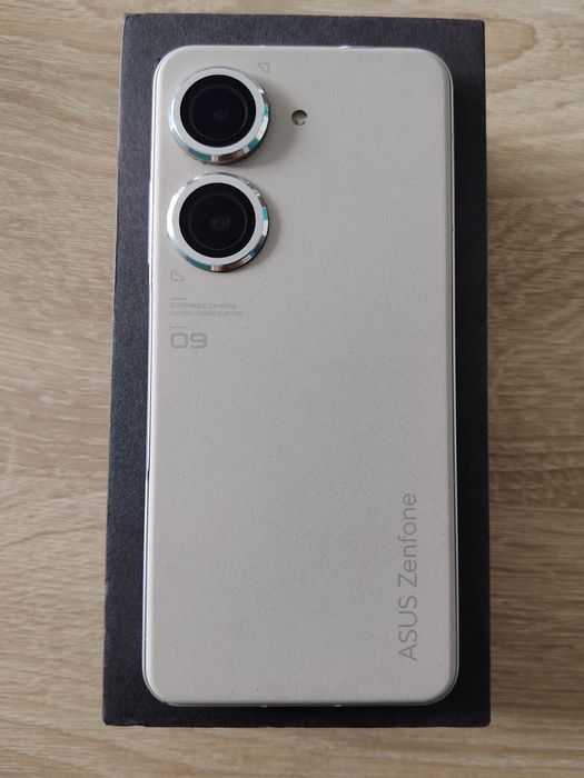 ASUS Zenfone9 8/128GB