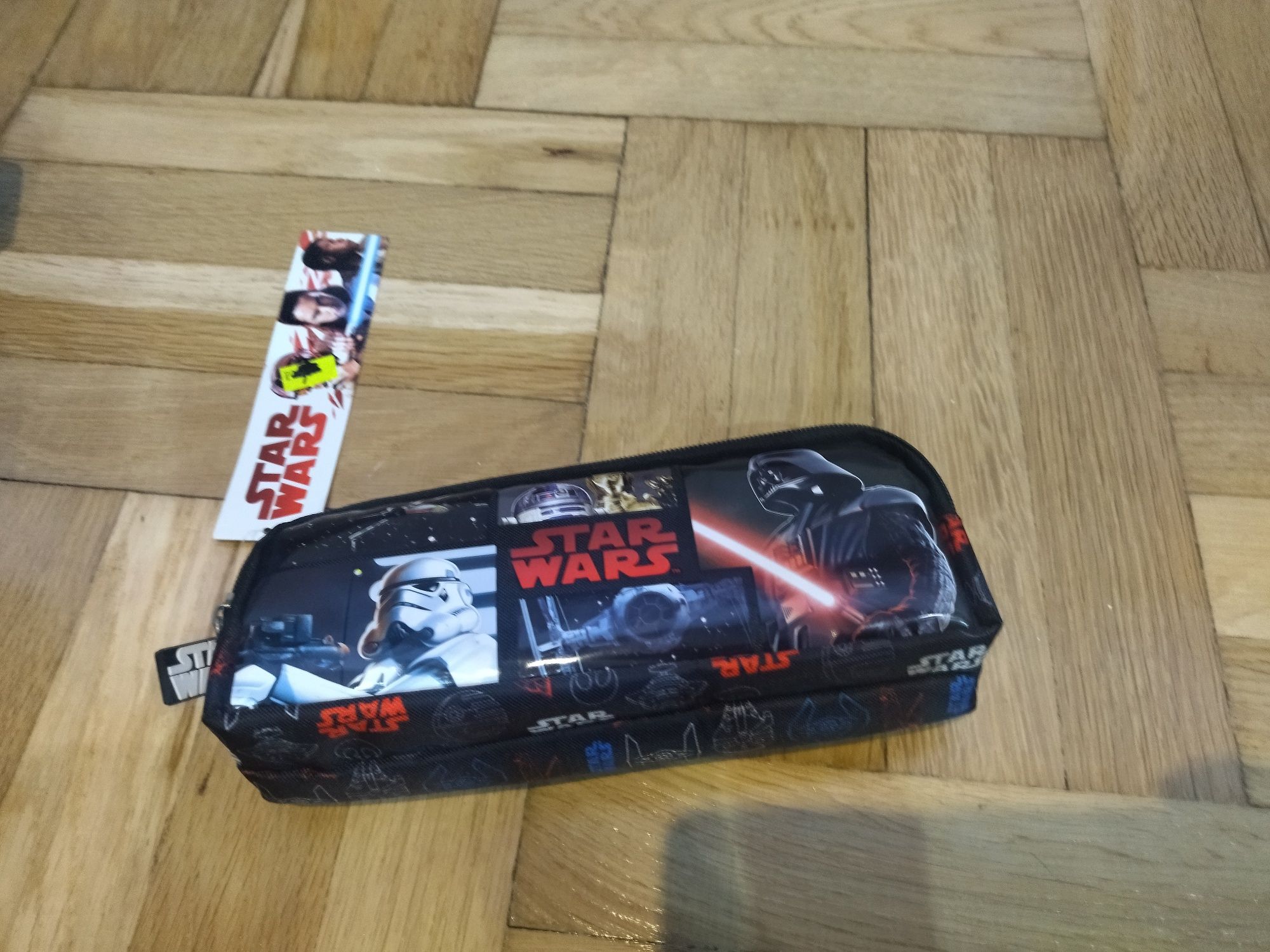 Piórnik star wars nowy tuba