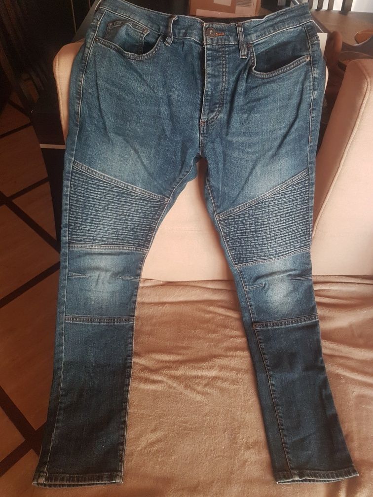 Meskie jeansy W34L32
