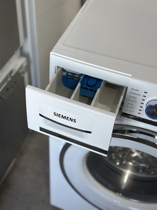 Пральна машина Siemens WM14Y790 iQ800 / інвертор / Німеччина