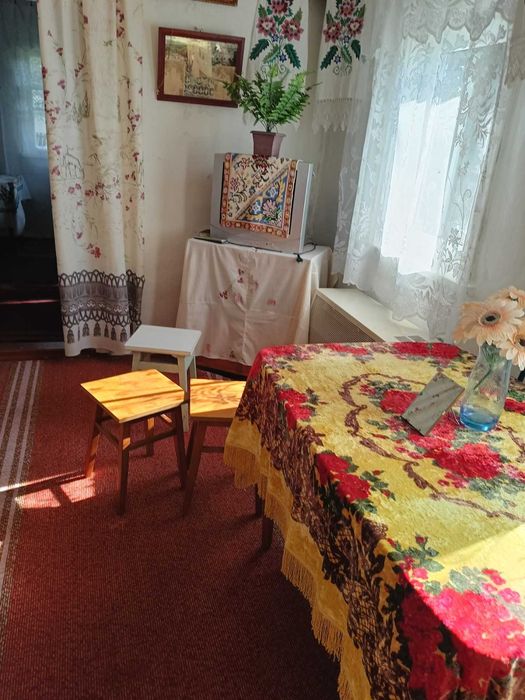 Будинок с. Красноволиця Чуднівського р-ну