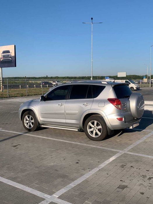 Продам Toyota RAV4 2008 року