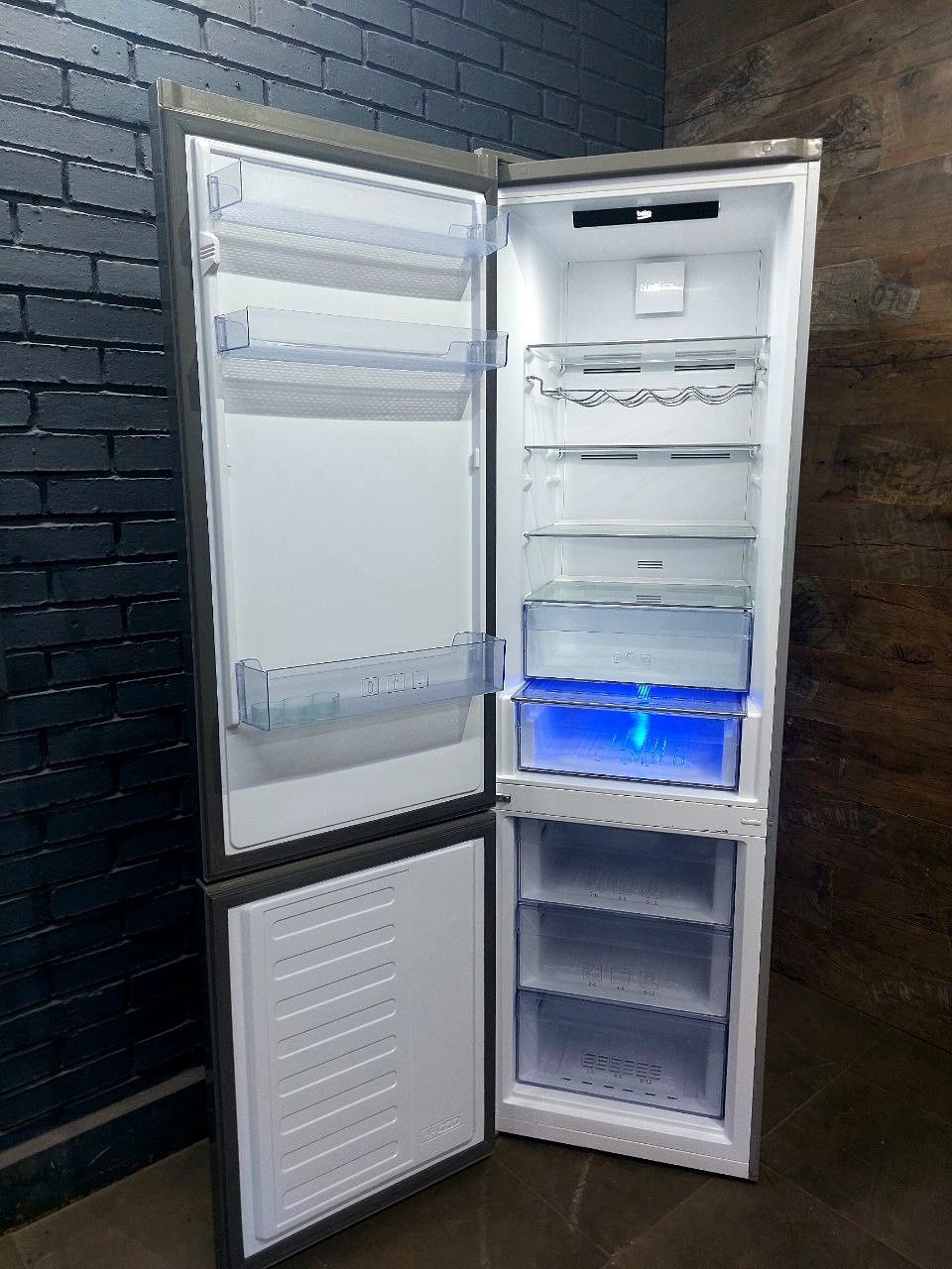 Холодильник Bеko RCNA406E30ZXB, перевірений найкращими спеціалістами
