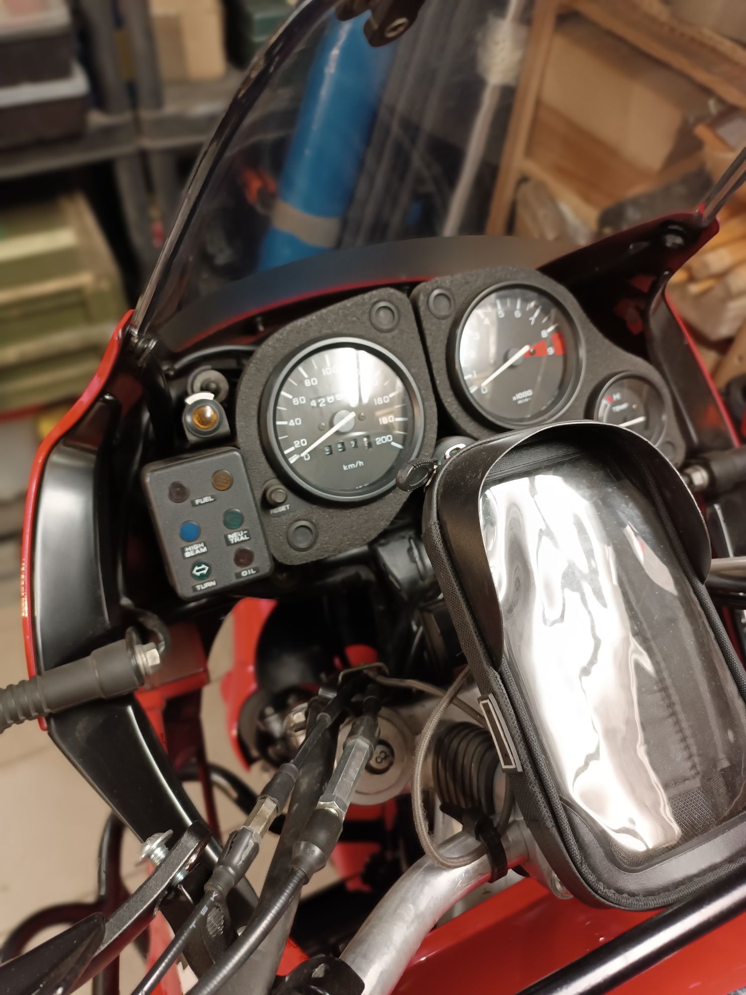 Africa Twin Rd 04