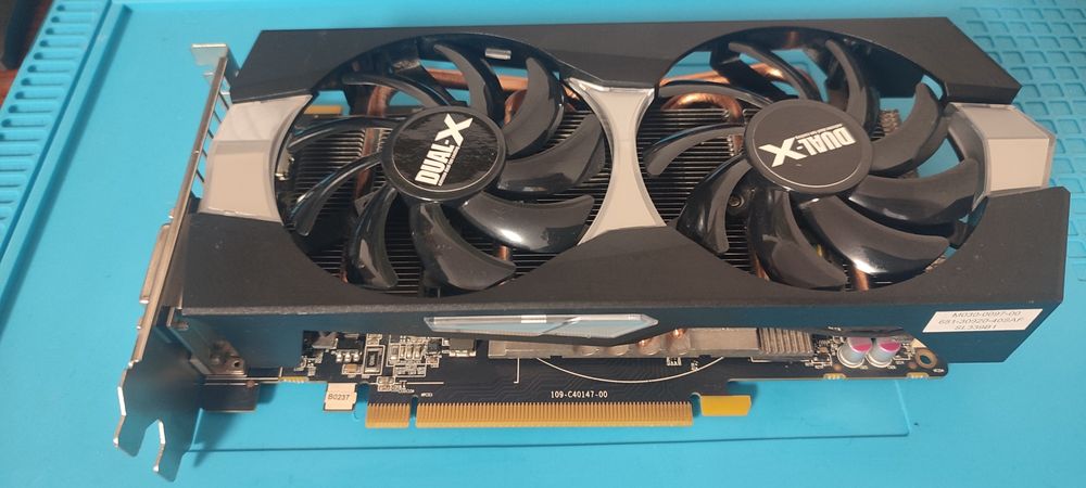 R9 270x 2 gb Відеокарта