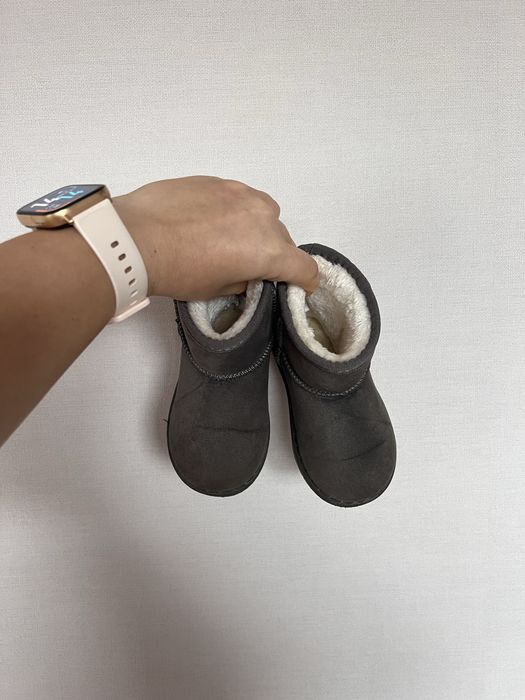 Дитячі уги 25 розмір