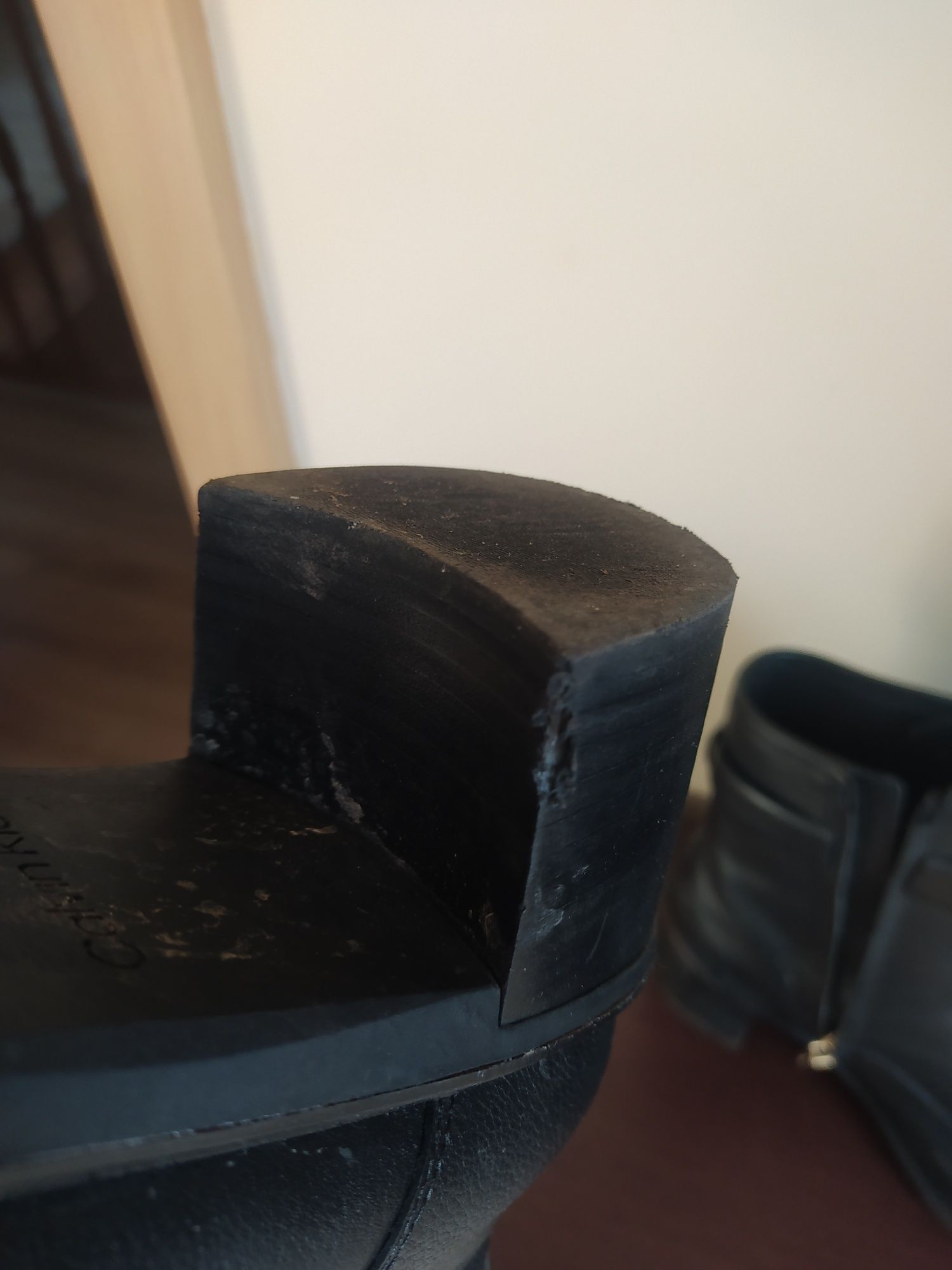 Botki kozaki czarne skóra korku Calvin Klein okazja