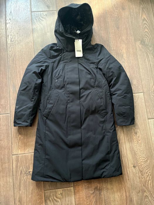 Жіноче зимове технологічне пальто-парка KRAKATAU Long Parka QW385 Gaia
