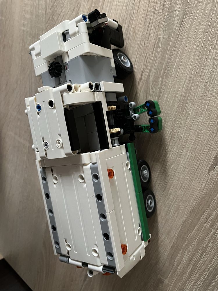 LEGO Technic jak NOWY. 42167 Mack LR + gratisy