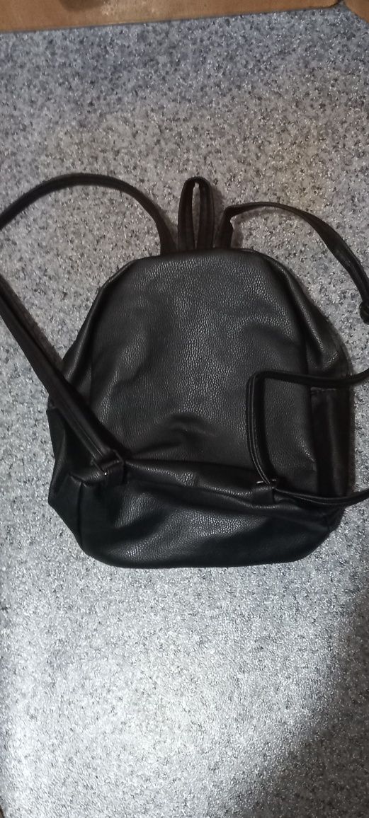 Рюкзак  рюкзачок с паетками