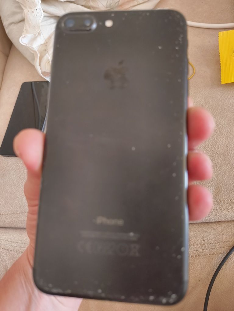 iPhone 7 Plus 128 gb Разборка,iCloud