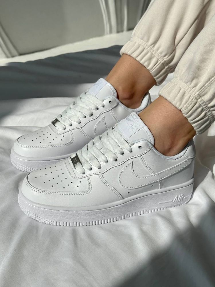 кросівки Nike Air Force White