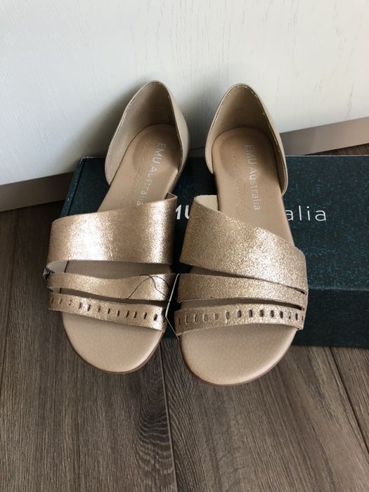 Сандалі Emu (Австралія) ,розмір36