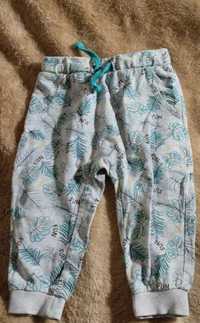 Spodnie dresowe dla dziewczynki r. 80
