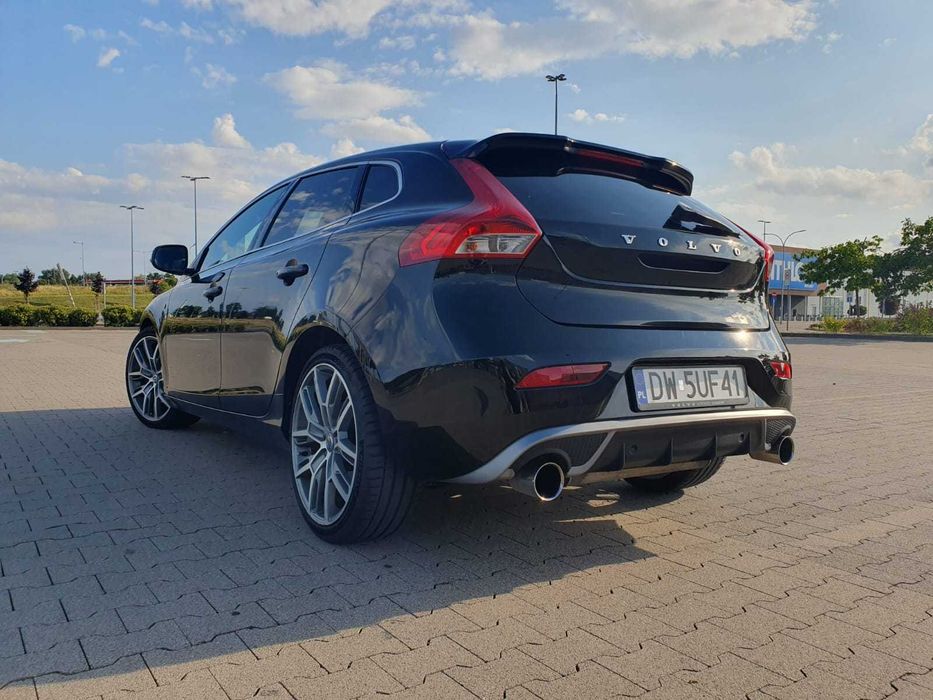 VOLVO V40 T5 2.0 Polestar 253hp 2018 serwis ASO