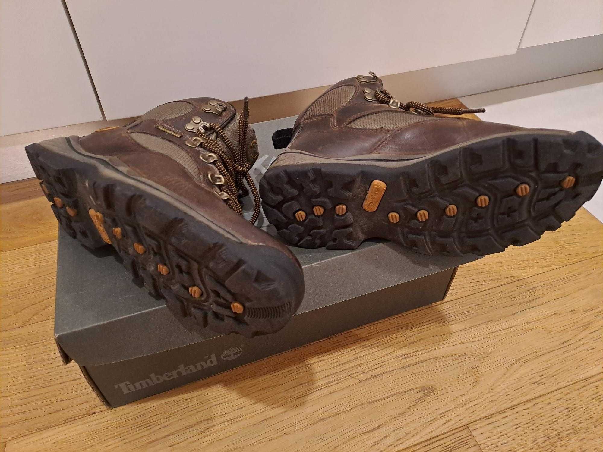 Botas Timberland em bom estado