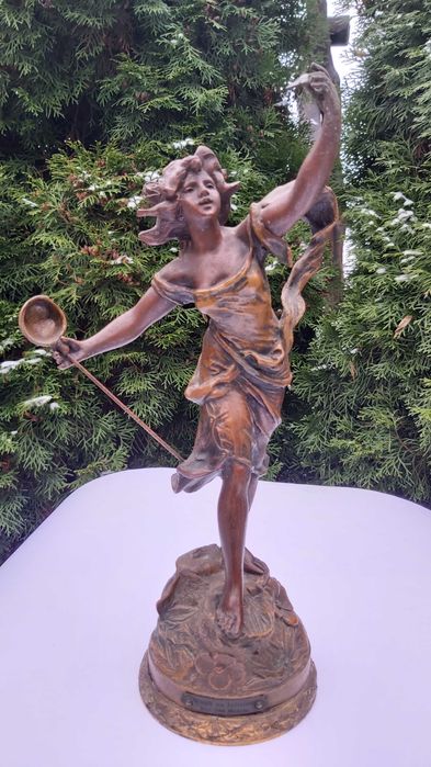 Zabytkowa figura Geo Maxim