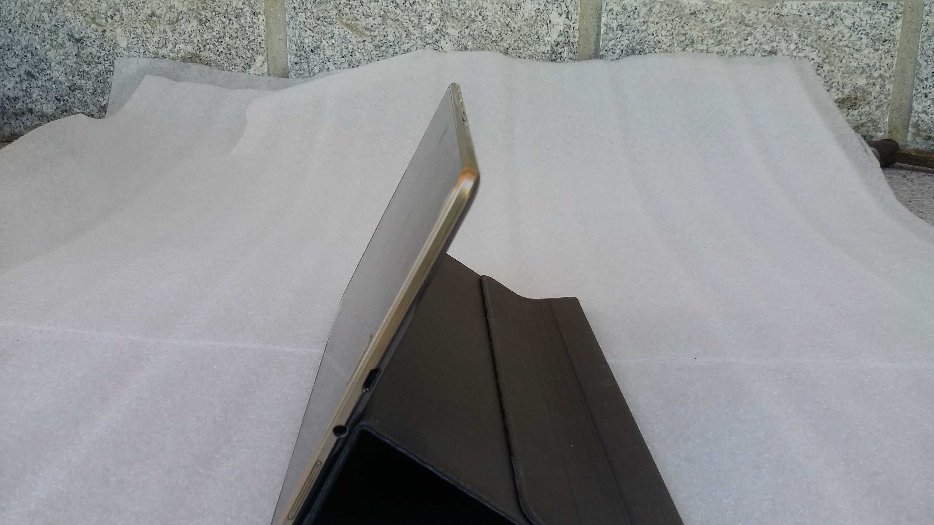 Tablet Samsung Galaxy Tab S 8.4 (SM-T700)