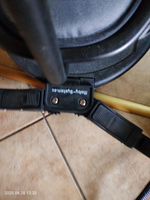 Dostawka do wózka z fotelikiem moby-system