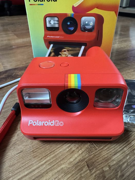 Polaroid Go Red камера моментальной печати