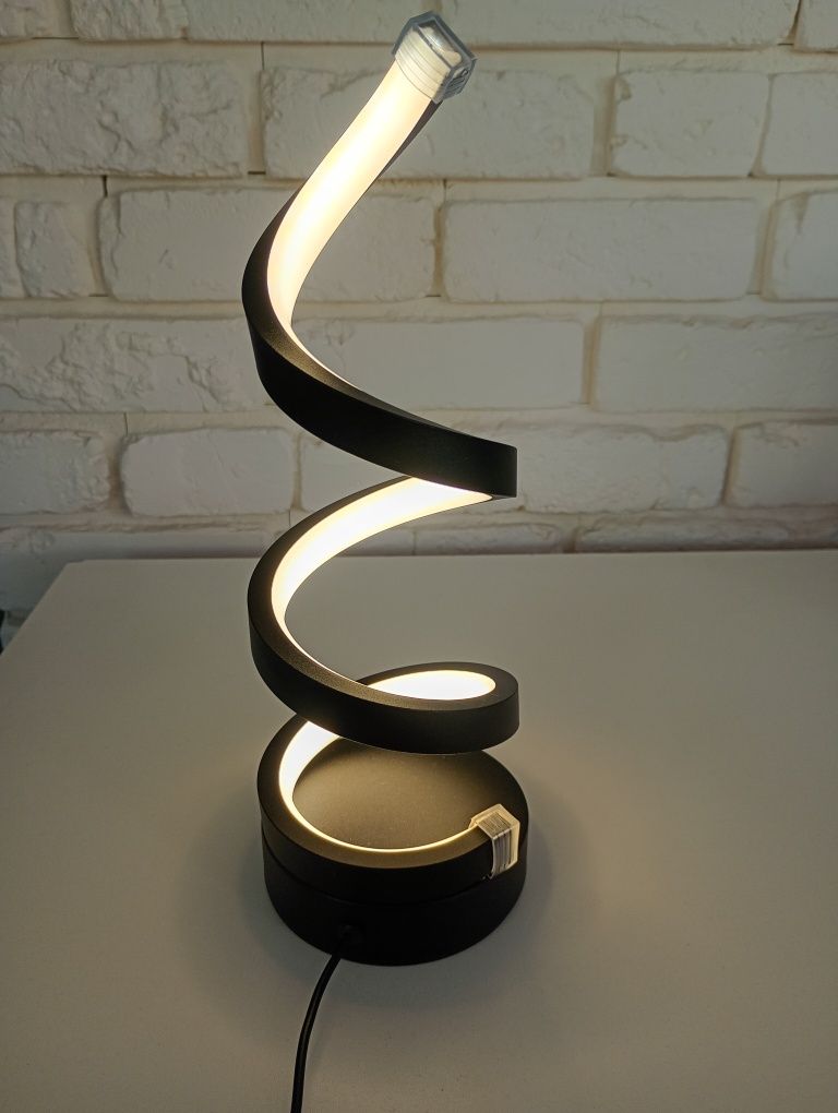 Lampka nocna LED