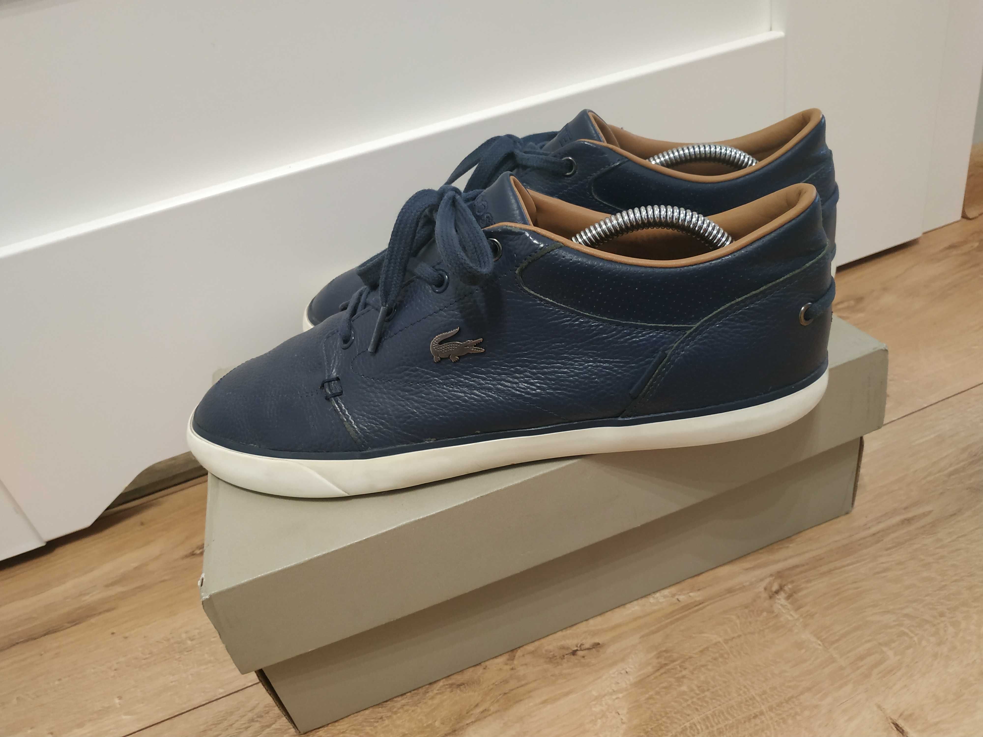 Granatowe buty Lacoste, rozmiar 42, stan bardzo dobry