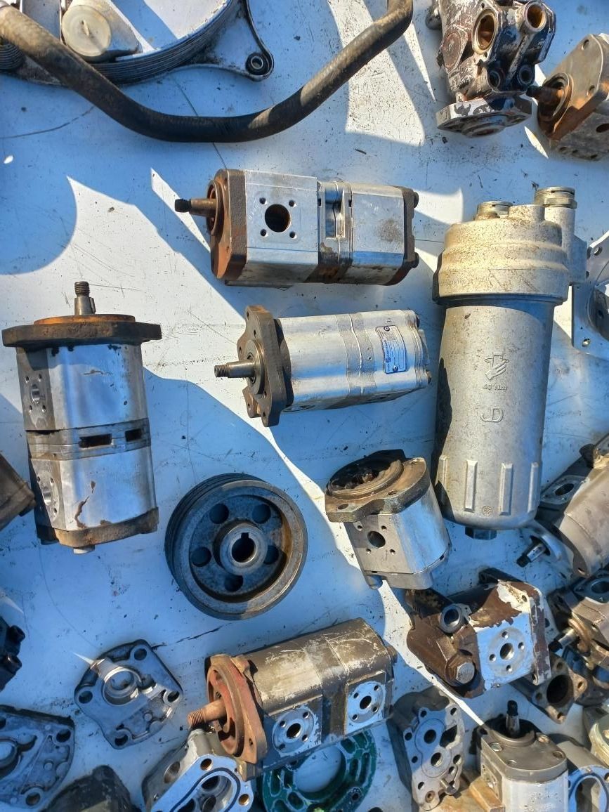 Pompy hydrauliczne,rozdzielacze,wymiennik ciepła, chłodniczka oleju,BOSCH,REXROTH,SAUER SUNDSTRAND,MAILLEUX 087501500,5 1518222293,775,620,619,548,221,604 AL175363