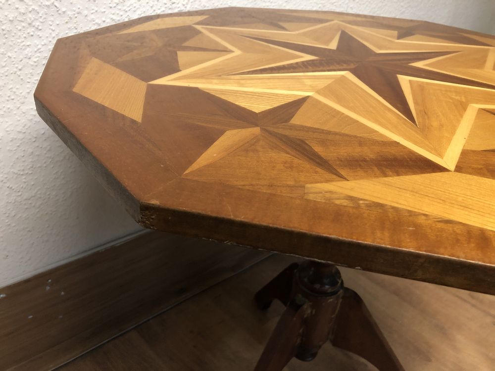 stolik drewniany z okleiną fornirowaną