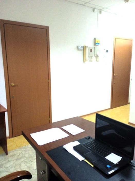 Продам офіс в центрі міста, пр. Аерокосмічний , 1 , Метро Левада, VG